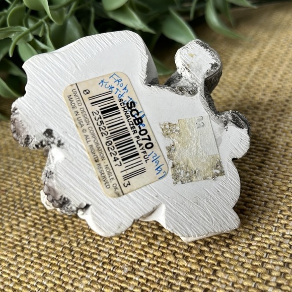 Schnauzer Dog Figures Statue‎ Collection Lot of 3 Resin Ceramic Playful - Picture 9 of 9